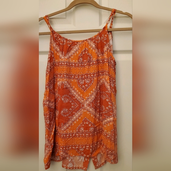 Free Heart cami - Picture 2 of 4